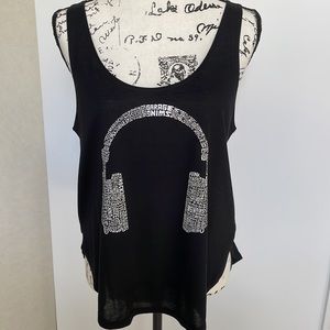 NWT LA Pop Art headphone tank sz m